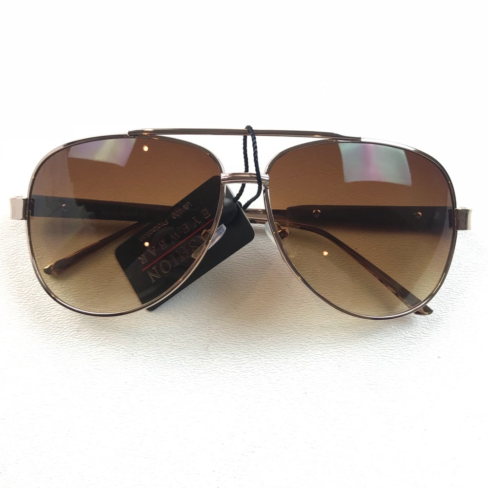 Aviators sunglasses